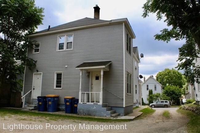 Building Photo - 651 High St SW