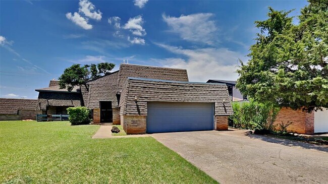 Foto del edificio - 7203 Edenborough Dr