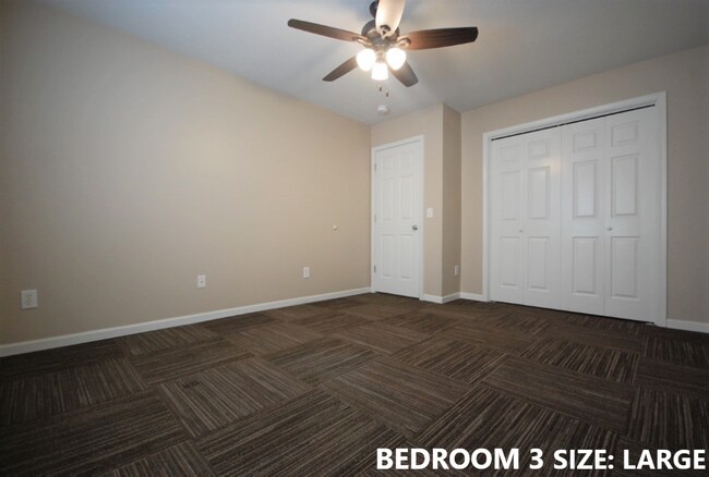 Building Photo - 226-228 Haws Dr.