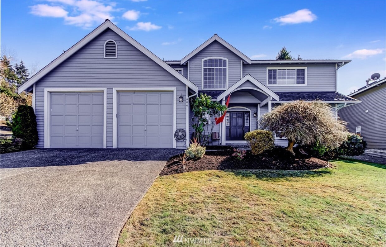 Primary Photo - 906 51st St SE