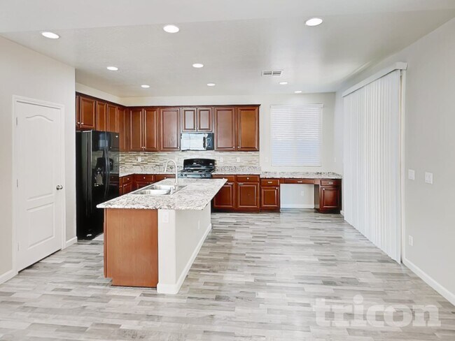 Foto del edificio - 6410 Jacobville Ct