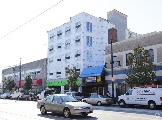 Building Photo - The Woolworth Condominiums