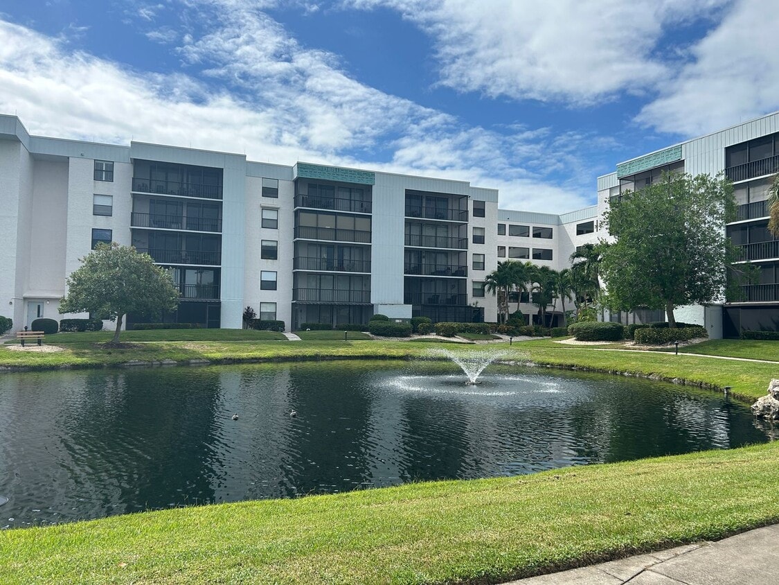 Foto principal - 3490 N Key Dr