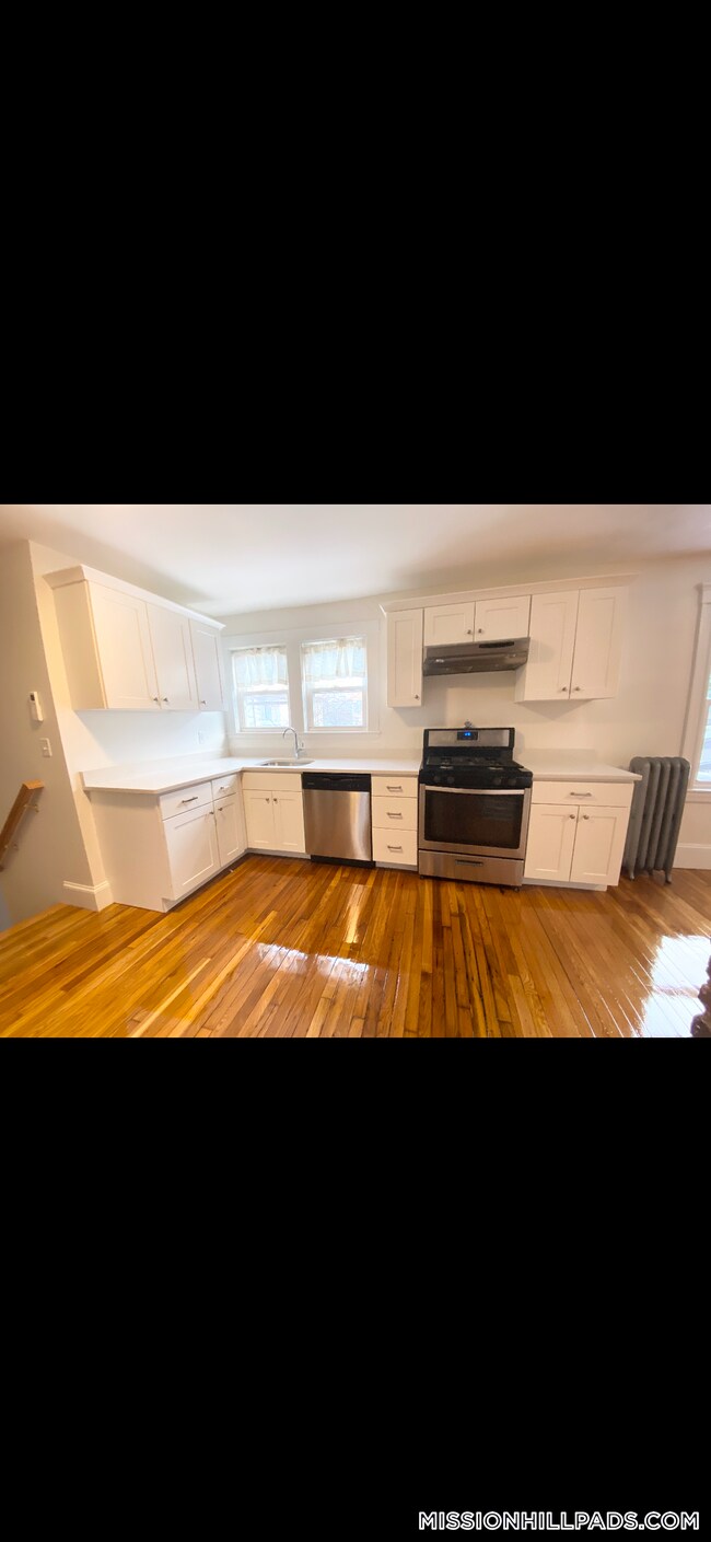 Foto del edificio - 183 Hillside St