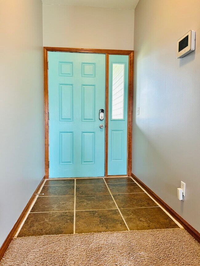 Foto del edificio - Spring Valley Location! Beautiful Single-Family Home