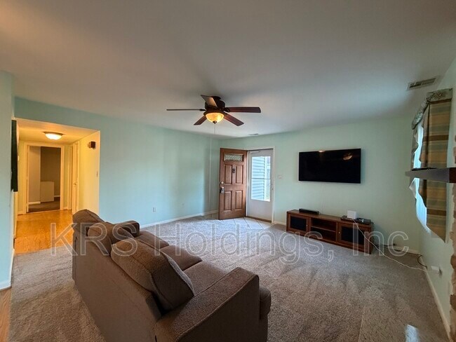 Foto del edificio - 117 Roane Dr