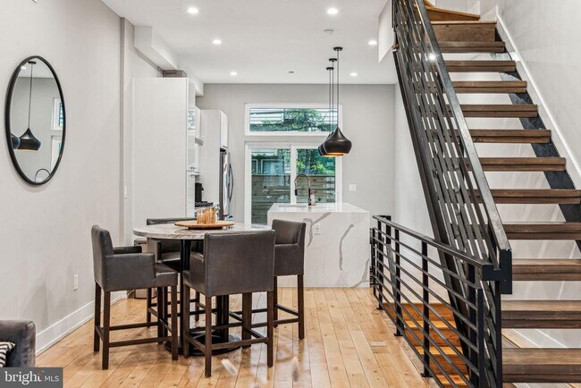 Foto del edificio - 1514 S Bambrey St