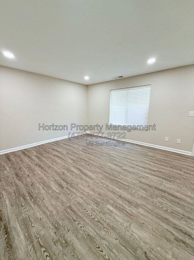 Building Photo - 4042 Hidden Hollow Terrace
