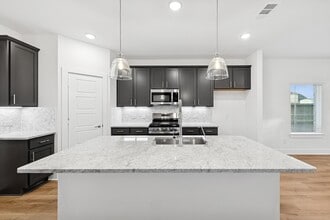 Building Photo - 8058 Kay Hbr Dr