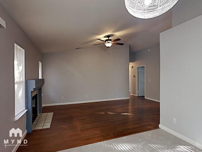 Building Photo - 1286 Bell Ave