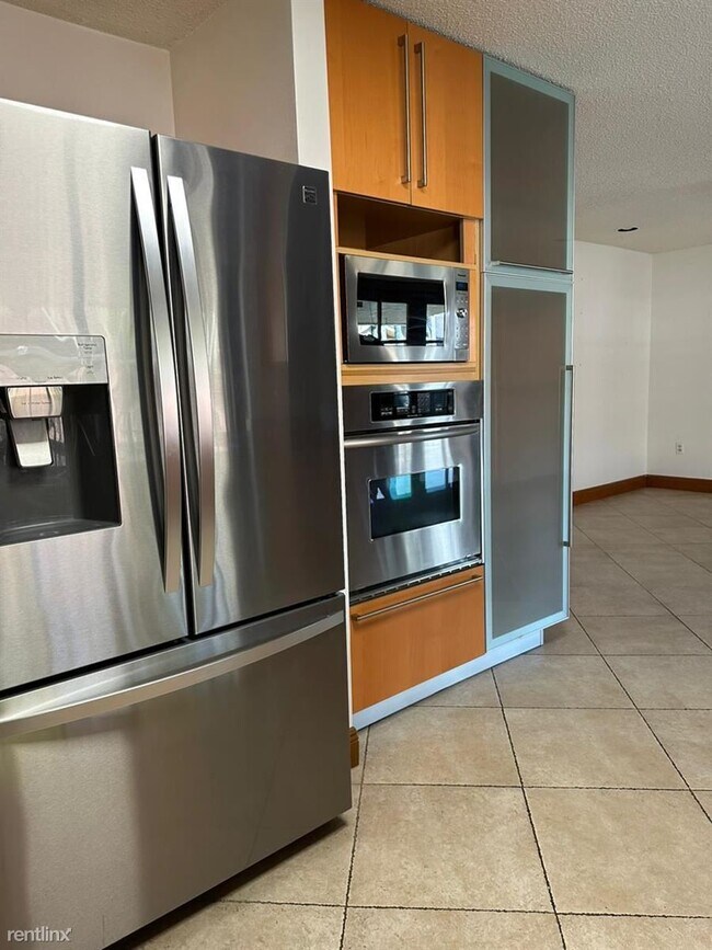 Foto del edificio - 5 br, 3 bath House - 9601 SW 120th Ave