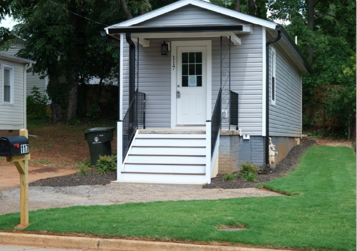 Primary Photo - 117 Rebecca Street, Greenville, SC 29607