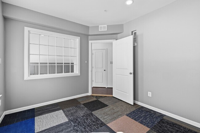 Foto del edificio - 1137 Red Hawk Way