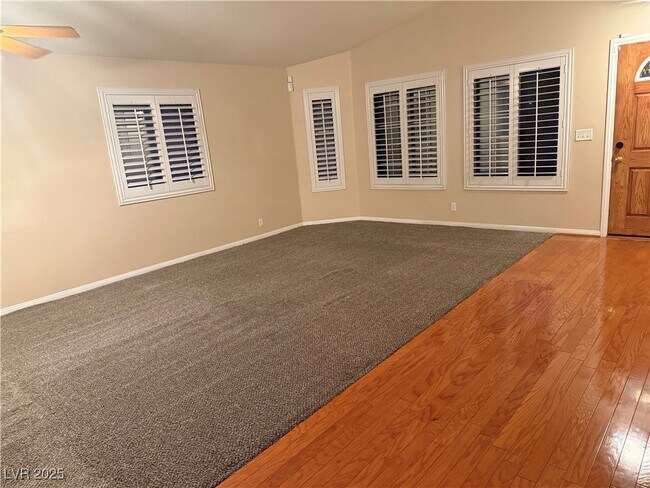 Foto del edificio - 204 Odyssey St