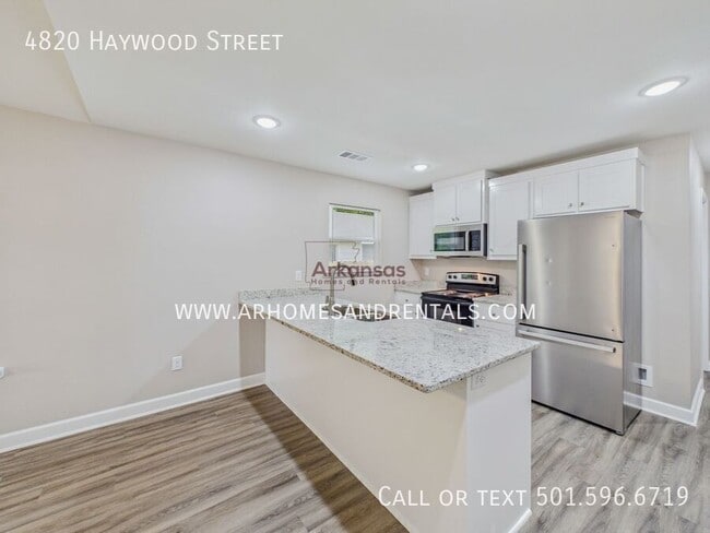 Building Photo - 4820 Haywood St