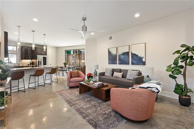 Foto del edificio - 2702 Crest Ave