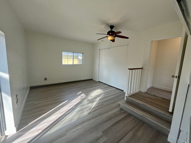 Foto del edificio - One Bedroom with Yard West of Hwy 101 Encinitas