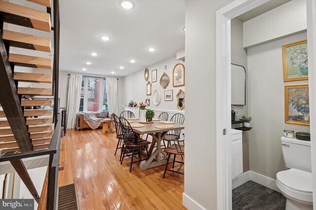 Foto del edificio - 1233 N Hollywood St