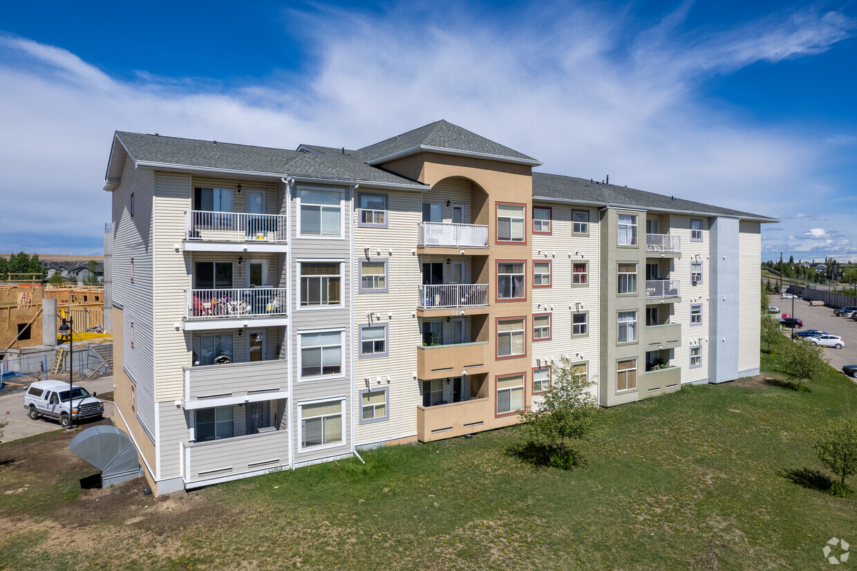 Primary Photo - Central Apartments