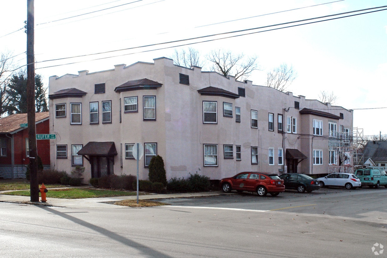 Primary Photo - 1100 Barret Ave