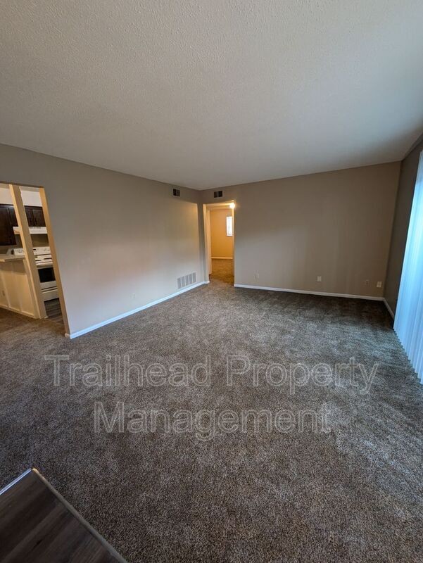Building Photo - 5801 Woodson Dr