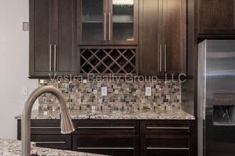Building Photo - 9335 Amison Cir
