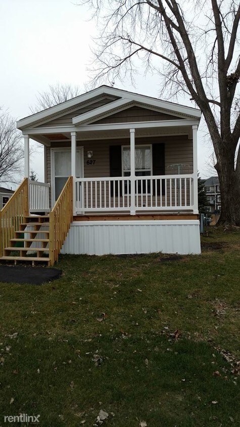 Primary Photo - 818 W Shakespeare Ave