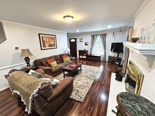 Foto del edificio - 10824 Drayton Rd