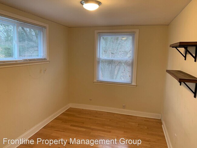 Building Photo - 3 br, 1 bath House - 130 Blanchard Rd