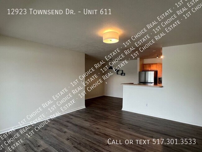 Building Photo - 12923 Townsend Dr