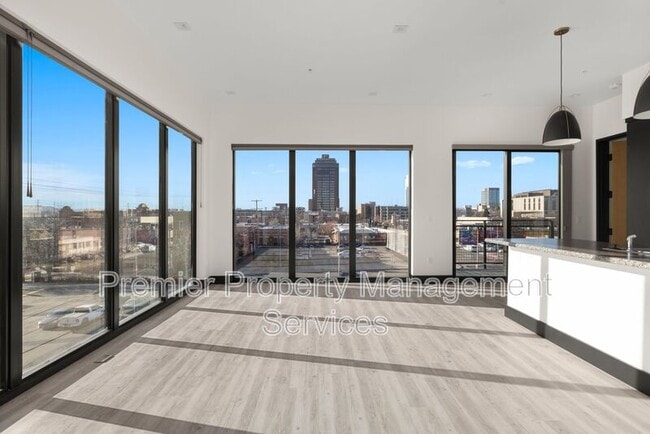 Foto del edificio - 2310 First Ave N