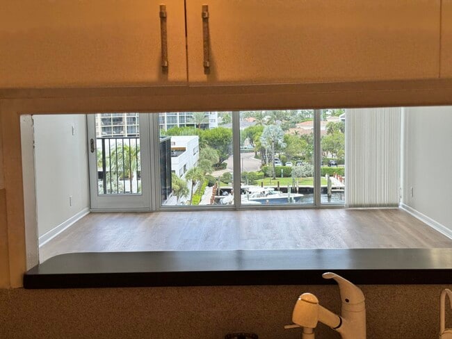 Building Photo - 4750 S Ocean Blvd