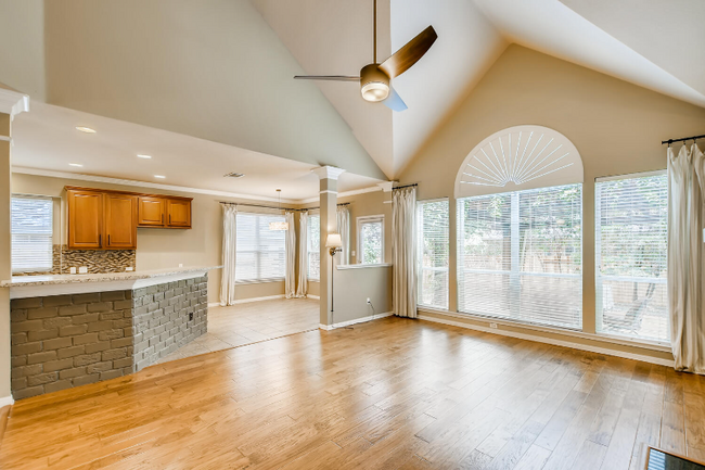 Building Photo - 1606 Buttercup Creek Blvd