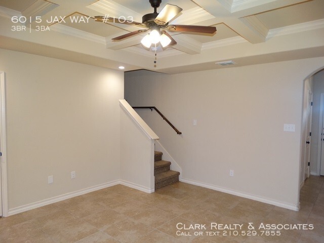 Foto del edificio - 6015 Jax Way #103, San Antonio, TX. 78244