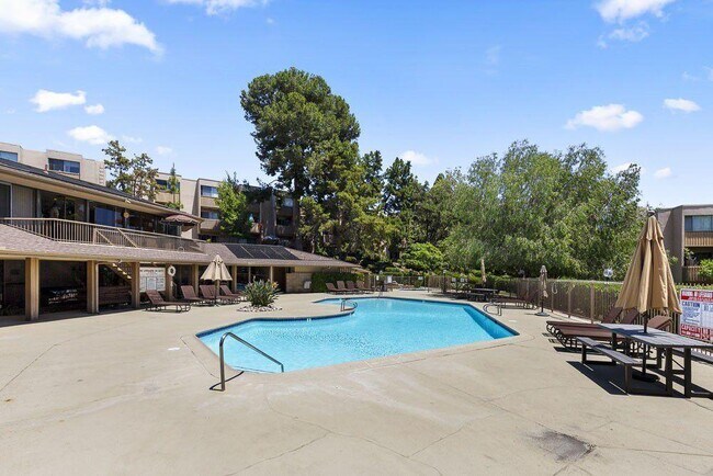 Building Photo - 5700 Baltimore Dr