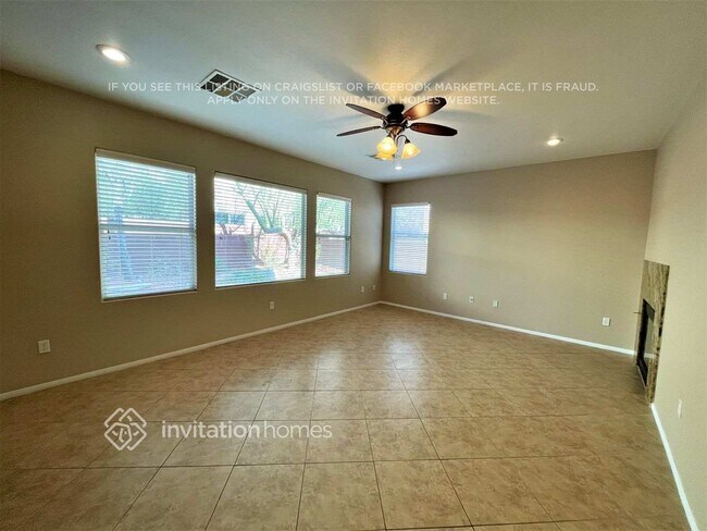 Foto del edificio - 10386 Timber Star Ln