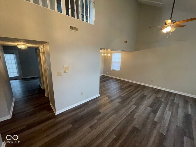 Building Photo - 4436 Victory Cir