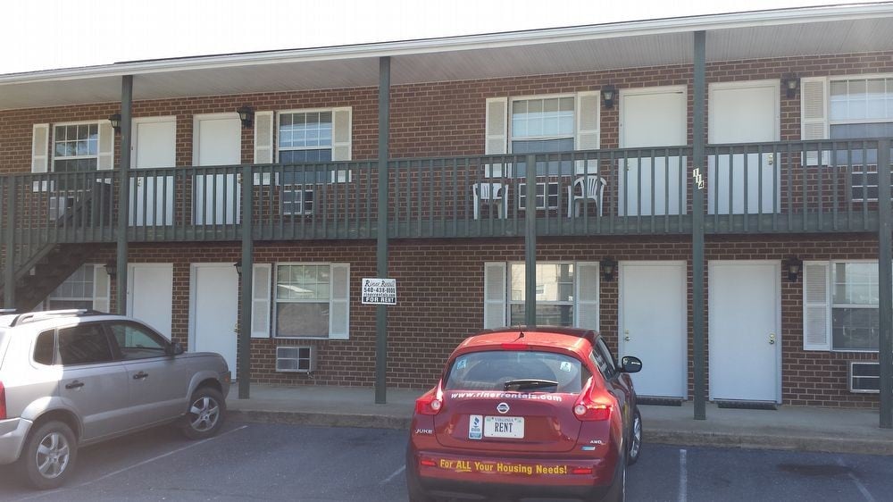 112 Lucas Ln Apt. 1 Apartment for Rent in Elkton, VA