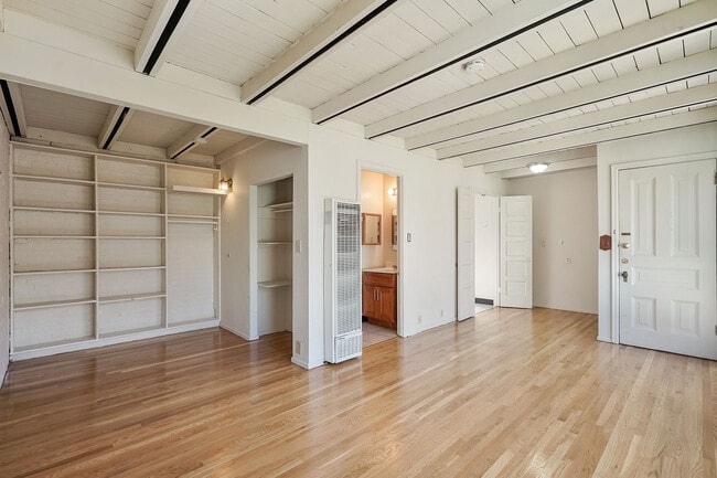 Building Photo - 2224 Dwight Way