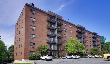 Building Photo - 1321 Worcester Rd