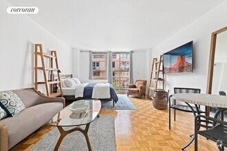 Building Photo - 393 W 49th St