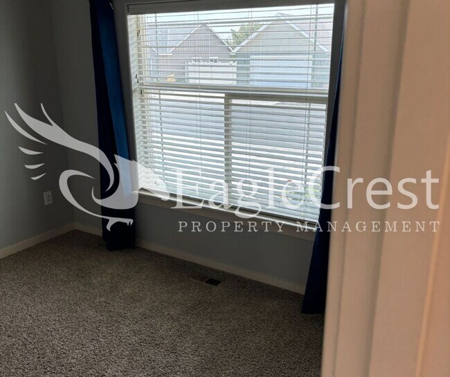 Foto del edificio - Three Bedroom Single Family Home located in new Hermiston Development