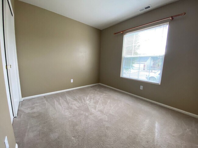 Foto del edificio - 3 Bed 2 Bath Rancher in Stetson Hills!!!