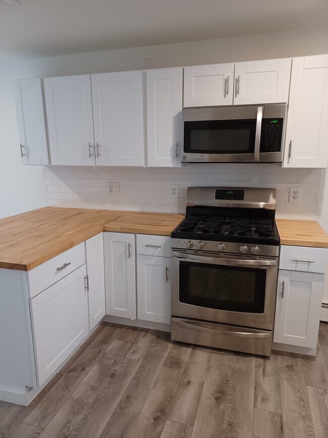 kit con estufa - 21 2nd Ave