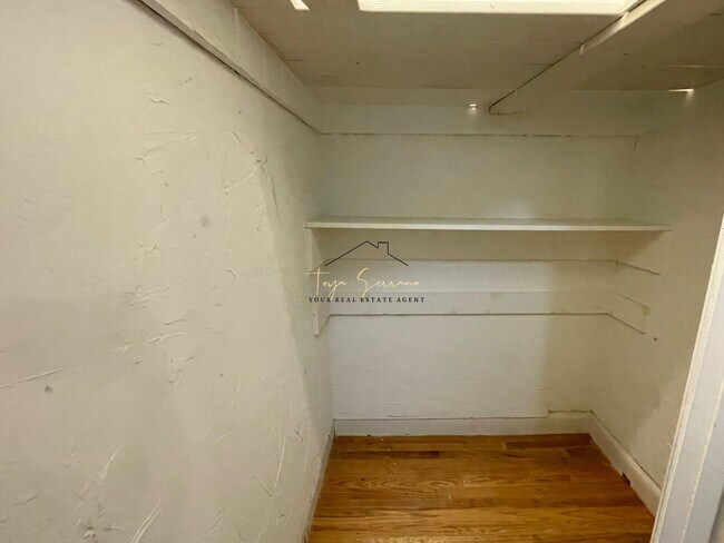 Building Photo - 85 Stoughton St