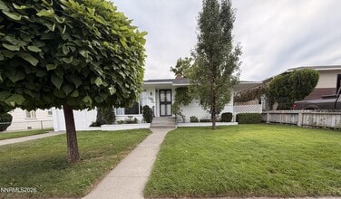 Building Photo - 751 Balzar Cir