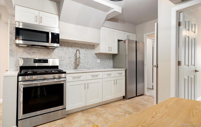 Building Photo - 25-53-53 College Point Blvd