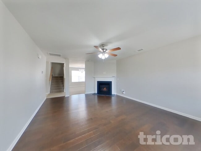 Building Photo - 131 Quail Springs Rd