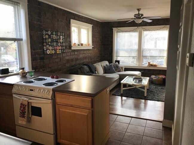 Foto del edificio - 2130 Maury Ave