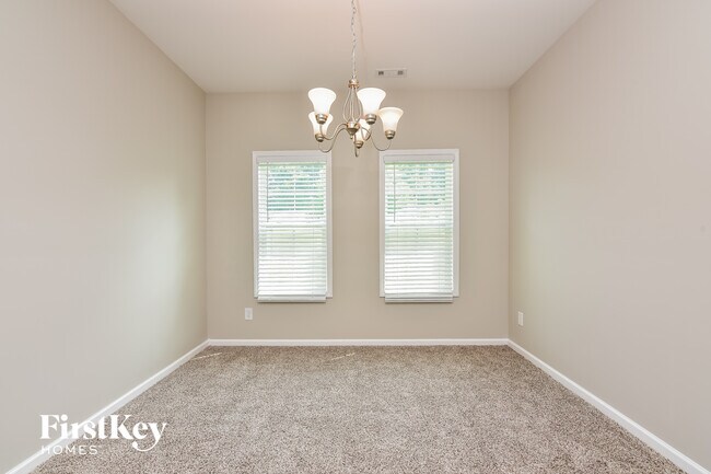 Foto del edificio - 6188 Leverett Dr